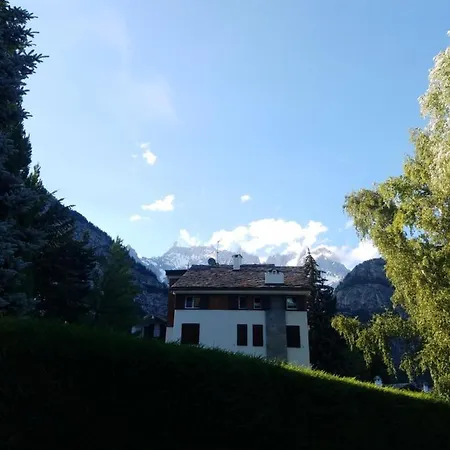 Comodita E Natura شقة